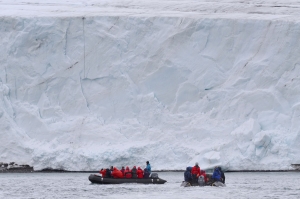 Les sorties en zodiac pour pénétrer ce mystérieux Arctique 